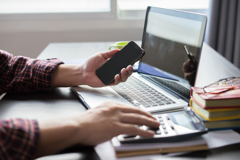 Mobile Banking dengan HSBC Advance